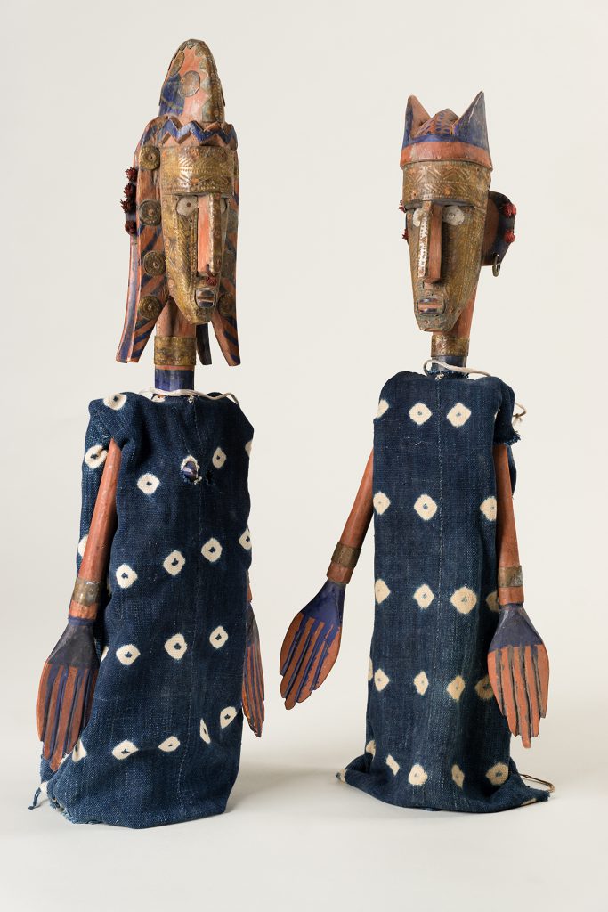 Puppen aus Westafrika, Mitte des 20. Jahrhunderts, aus der Sammlung Uwe Brockmüllers; © Foto: Ulrich Lange, Dessau, vierzig-a.de