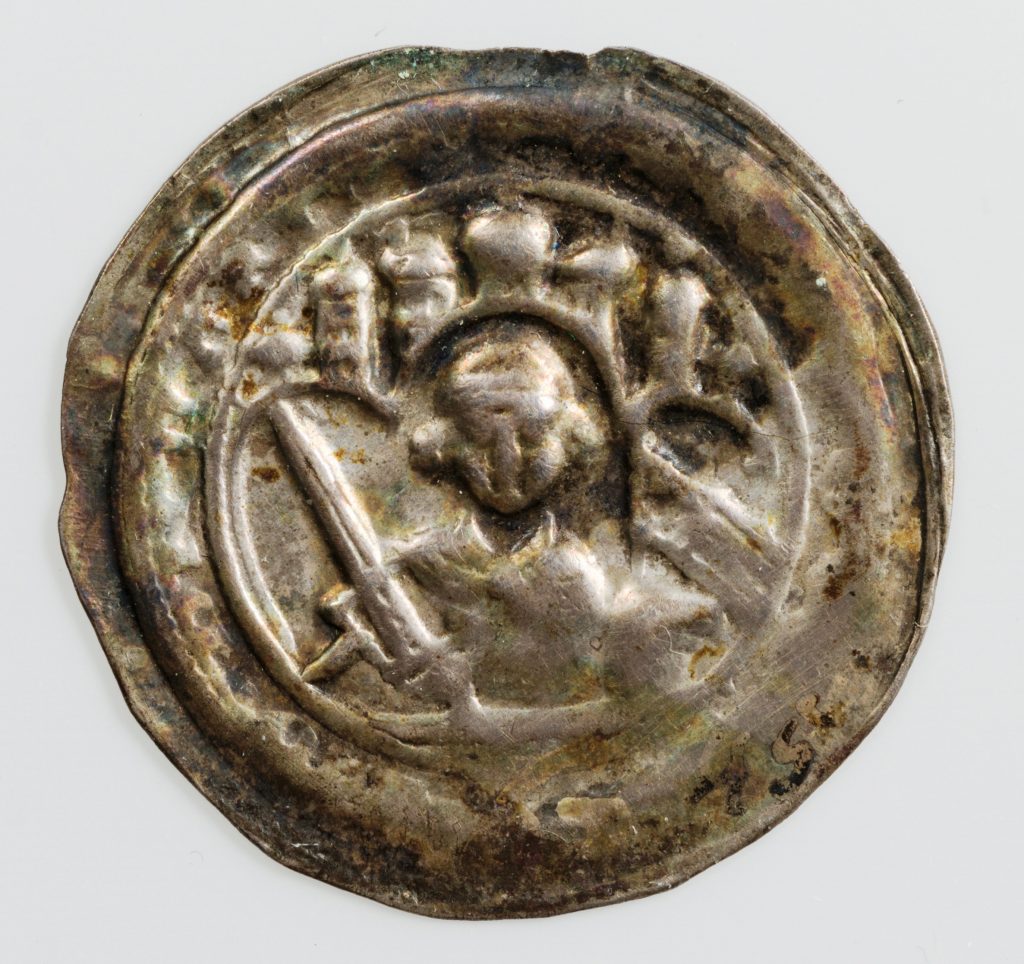 Bernhard von Sachsen, Brakteat, Köthen, 1,02 g; © Kulturstiftung Sachsen-Anhalt Foto: Ulf Dräger