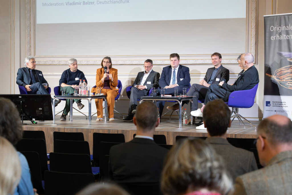 Podiumsdiskussion