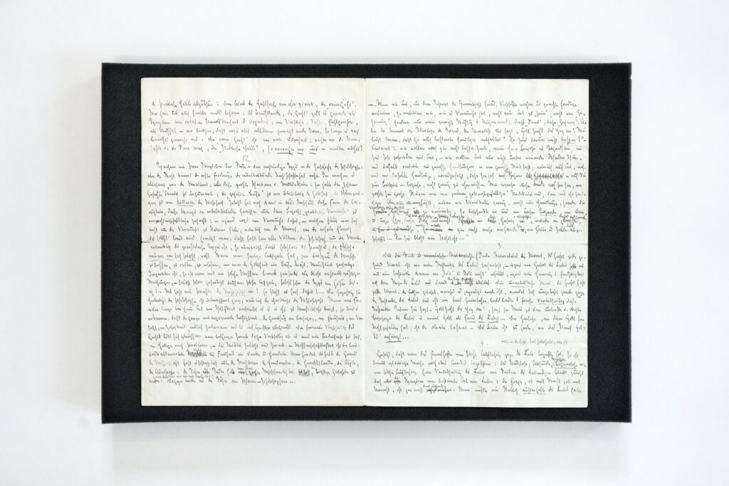 doppelseitige Handschrift, geöffnet